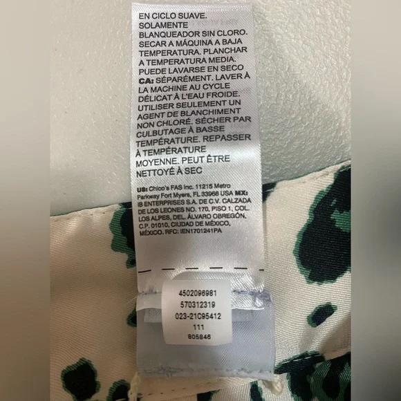 Chicos Reversible Floral To Animal-Print Duster Jacket size size 2 (12-14) - Picture 12 of 14